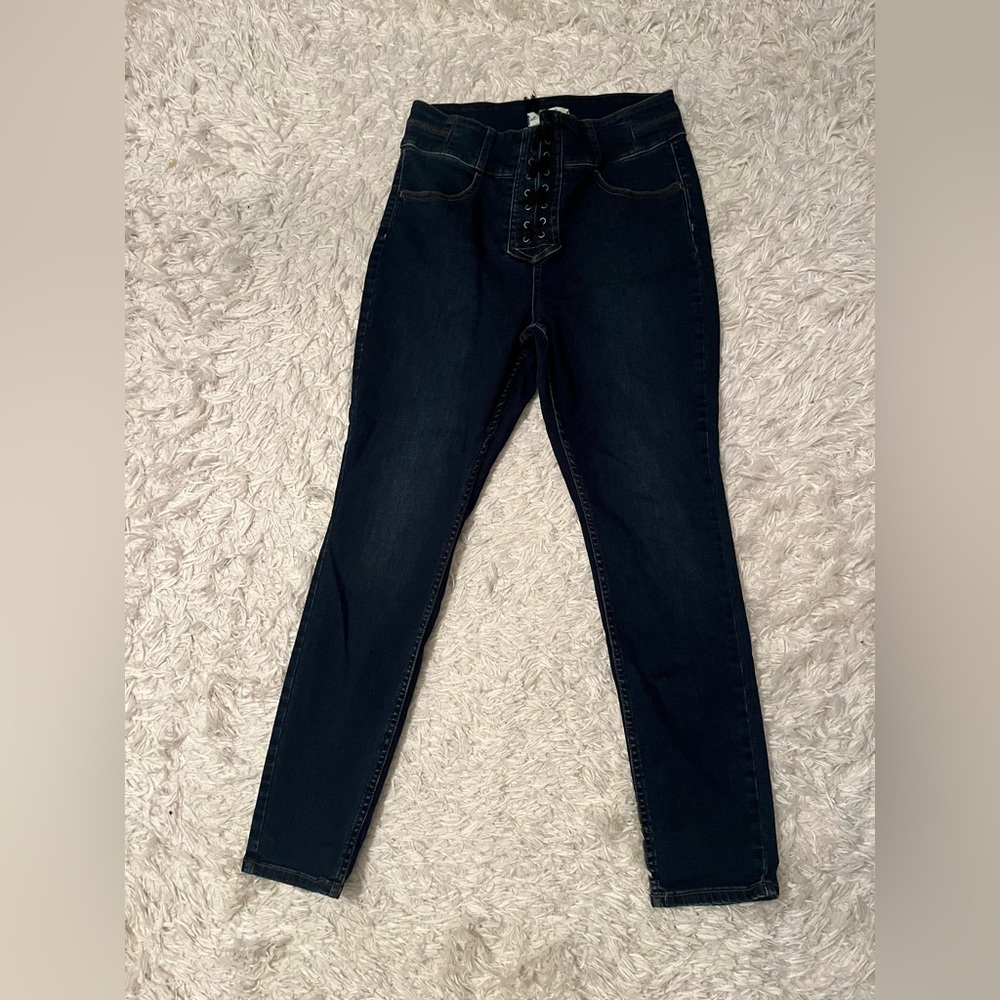 Women’s free people lace up front jeans, size 31